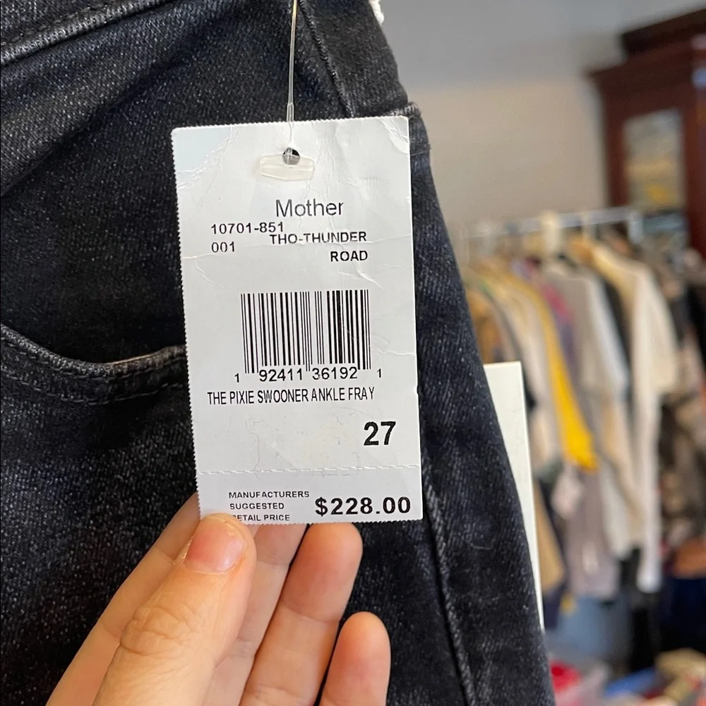 Mother The Pixie Swooner High Rise Ankle Fray Jeans Thunder Road Wash SZ 27 NWT - Picture 3 of 9